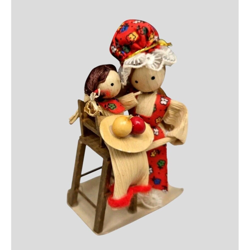 Vintage Handmade Corn Husk Doll Mother & Child in Wood High Chair Clothes 4.5"